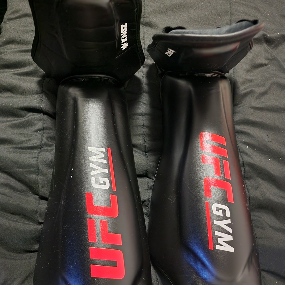 UFC Gym Black and Red Shin Guards - Picture 2 of 6